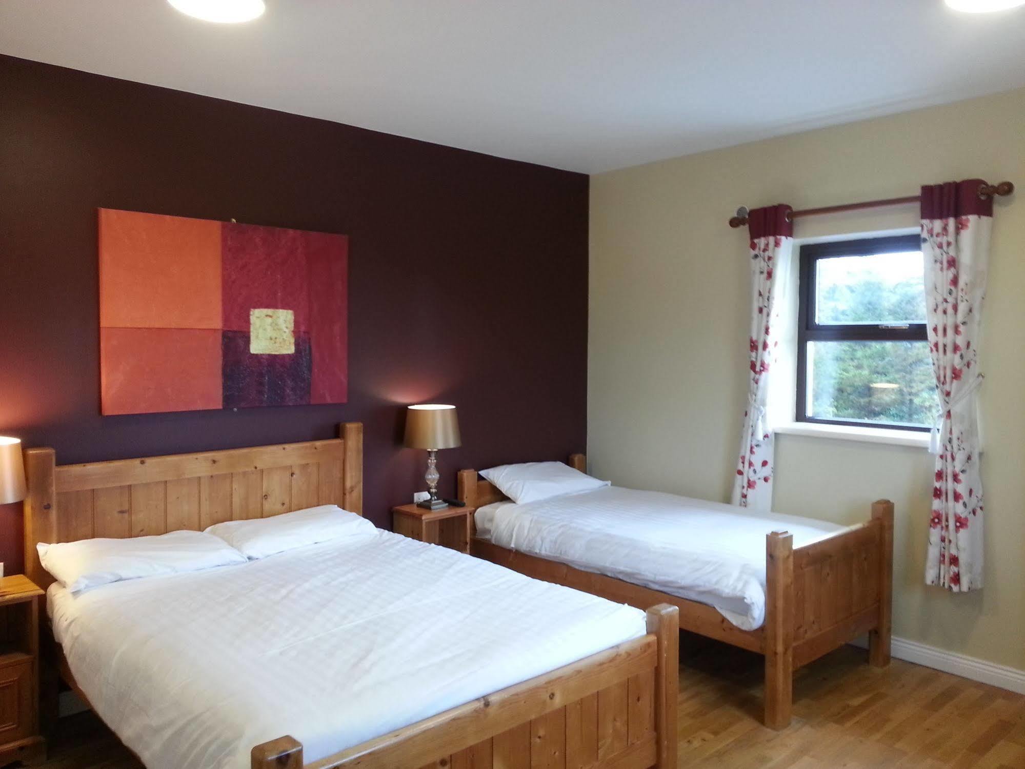 קילורגלין Kerry Ocean Lodge מראה חיצוני תמונה
